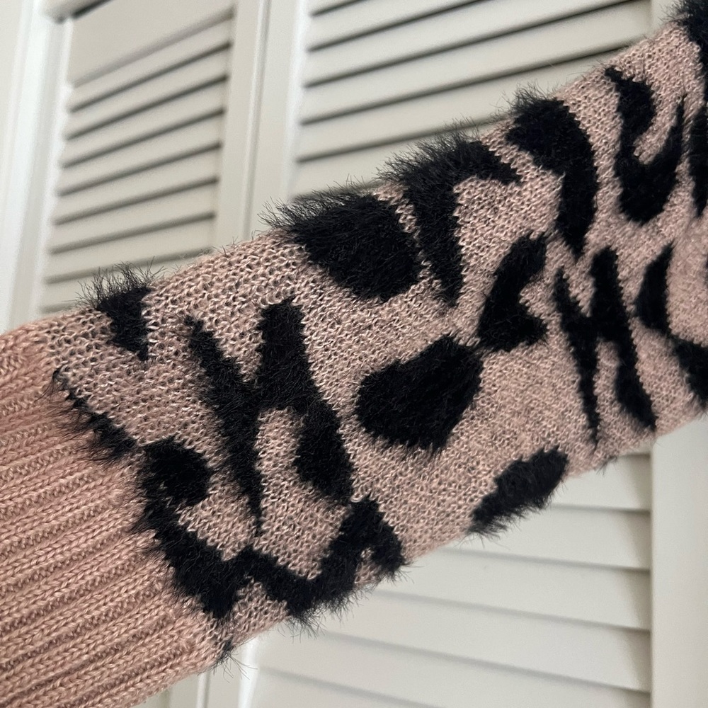 Leopard sweater - Picture 2 of 3